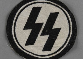 Adidas retira la camiseta con el número 44 de la selección alemana por similitudes