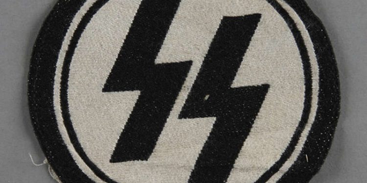 Adidas retira la camiseta con el número 44 de la selección alemana por similitudes