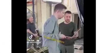 UCRANIA. Zelenski sigue interpretado y hay quien le compra entradas (No se pierdan el video made in Hollywood)