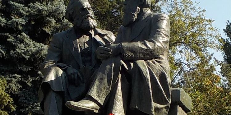 LUIS CASADO. ¿De qué trata la economía?