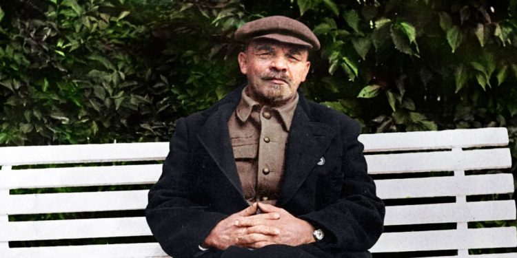 DOMENICO MORO. Cien años después de su muerte, ¿por qué Lenin sigue siendo relevante?