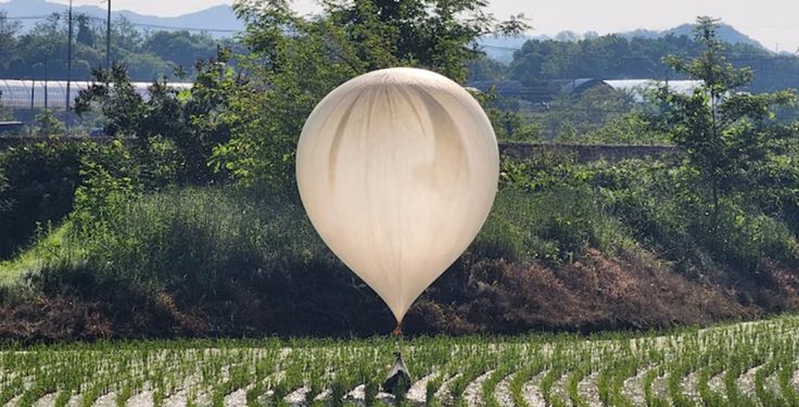 RPDC responde a las agresiones de Corea del Sur enviándole bolsas con sorpresa