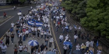 DIETER DRUSSEL. El Salvador: marcha y esperanza