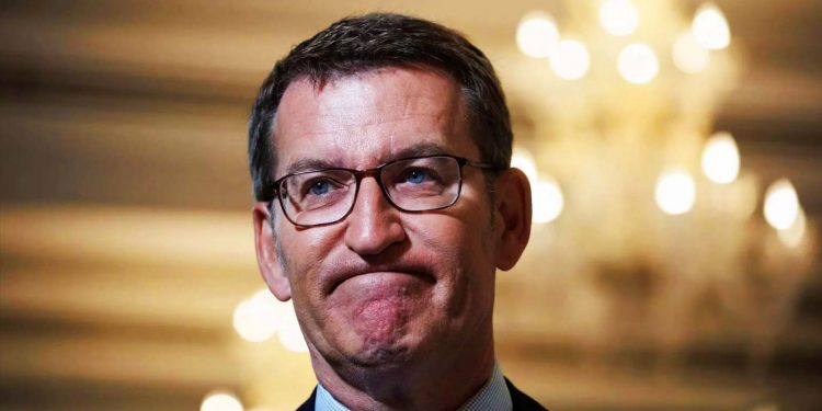 BBVA: “Quédese… Sr. Sánchez”