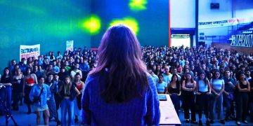 Excelente respuesta militante a las interesantes Jardunaldiak de ITAIA en Legutio