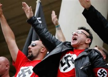 ANDRÉS PIQUERAS. 80 años después los nazis vuelven a Normandía