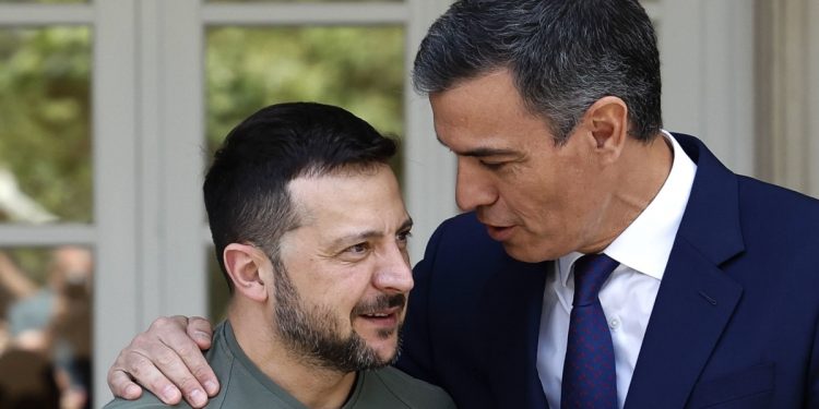 De aquí sale el dinero destinado por el gobierno PSOE-Sumar a la ayuda militar para Ucrania