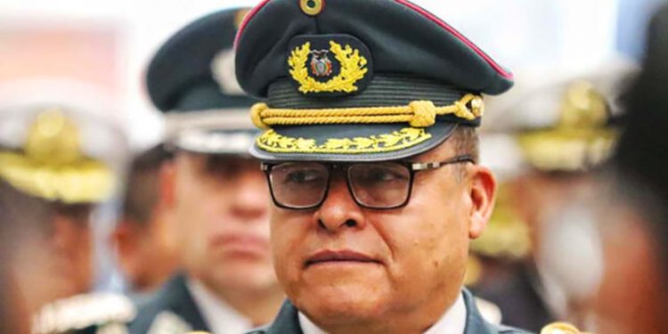 BOLIVIA. El general Zúñiga, jefe del ejército, declara golpe de Estado. El golpe ha fracasado. Actualizado.