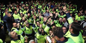 635 trabajadores de Acerinox resistieron a la patronal, a la Junta de Andalucía (PP) y a los aparatos sindicales del régimen