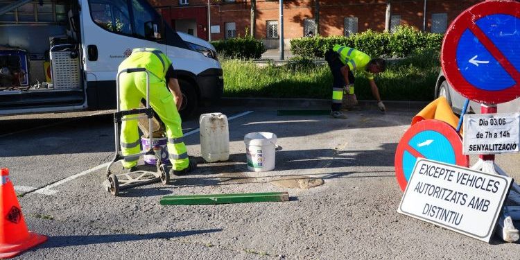 El Ayuntamiento de Girona (CUP) transfiere al espacio público 17 aparcamientos de la Guardia Civil e indigna a la derecha