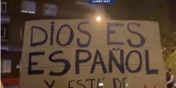 El Tribunal de Justicia de Madrid autoriza rezar el rosario ante la sede del PSOE