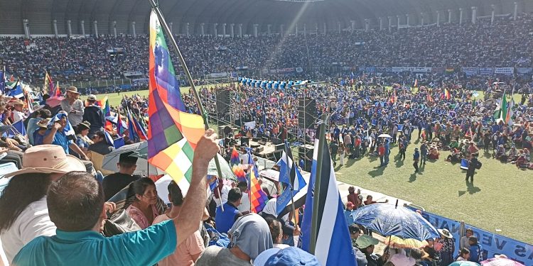 BOLIVIA. Ante la crisis generalizada gran parte de la izquierda apela por la vuelta de Evo
