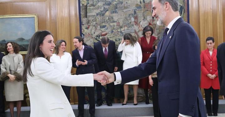 Irene Montero (Podemos) menta a Putin e Irán en las últimas horas de campaña