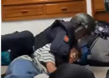 Violencia policial en la Universidad de Sevilla para desalojar a estudiantes solidarios con Palestina