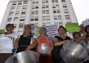 M. CARACOL. Pírrico Milei: bajar la inflación haciendo subir el hambre