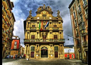 El Ayto. de Iruñea (EH Bildu) pondrá una pantalla gigante para ver a la selección española