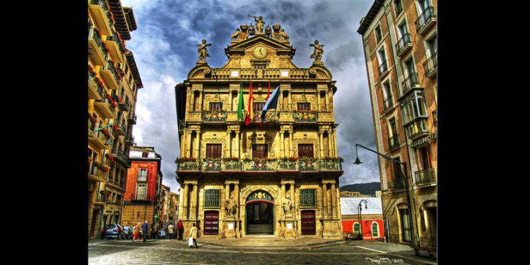 El Ayto. de Iruñea (EH Bildu) pondrá una pantalla gigante para ver a la selección española
