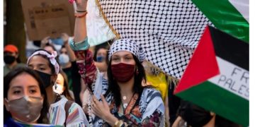 Adidas retira su campaña publicitaria porque la modelo elegida apoya al pueblo palestino