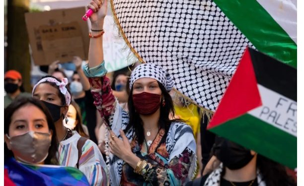 Adidas retira su campaña publicitaria porque la modelo elegida apoya al pueblo palestino