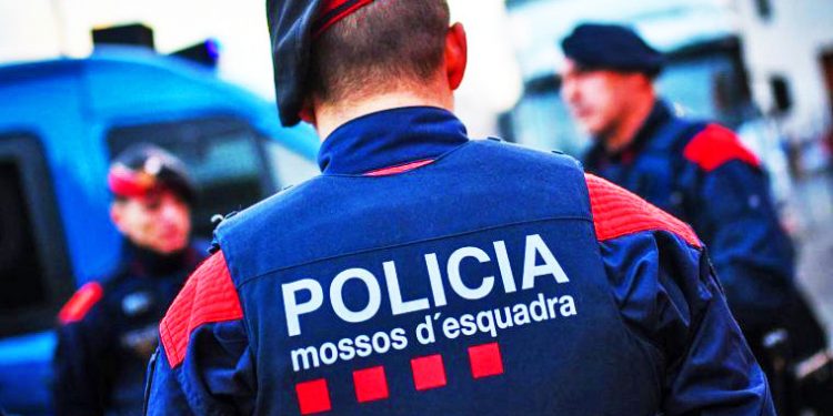 Detenidas tres militantes del SEPC.