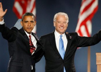 Tal para cual: Ex jefe imperialista ensalzando al actual