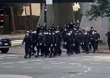 AUSTRALIA. Nazis se manifiestan por las calles de Brisbane