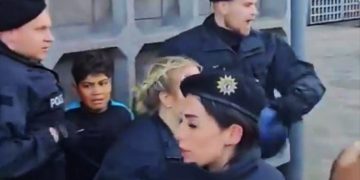ALEMANIA. Fascismo de la mano de la socialdemocracia: detenido un niño por enarbolar la bandera palestina (+ vídeo)