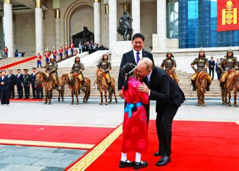 Lejos de detenerle, como querían sus enemigos, Mongolia puso la alfombra roja a Putin