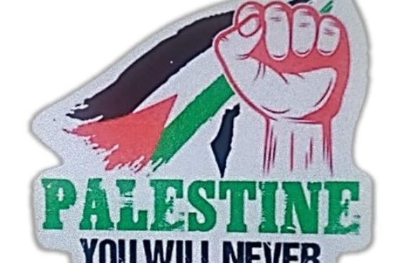 EE.UU. Miles de personas se manifiestan ante el Ayuntamiento de Nueva York en solidaridad con Palestina