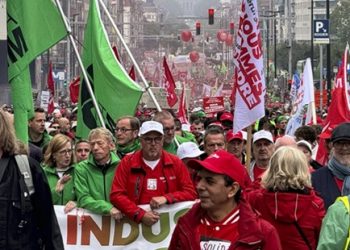 BÉLGICA. Gran manifestación obrera en Bruselas