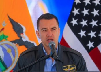 ECUADOR. El gobierno va a cambiar la Constitución para que EE.UU pueda tener bases militares en el país