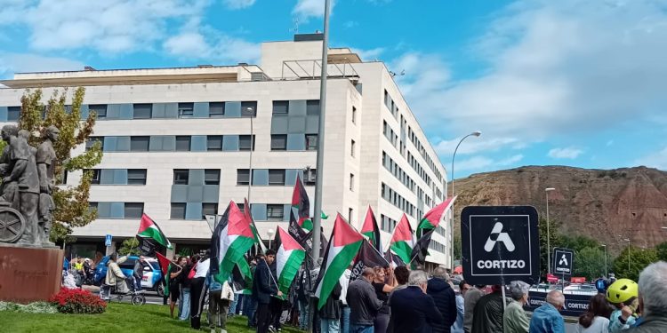 Logroño. En la salida de la etapa ciclista también se gritó el «Palestina libre»
