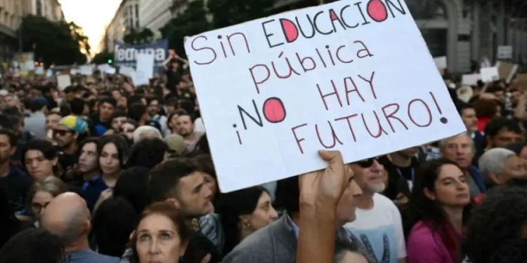ARGENTINA. Movilizaciones contra privatización educativa