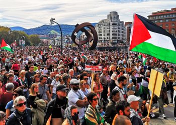 Miles de personas han llenado las calles de Bilbao para apoyar al pueblo palestino y a su Resistencia