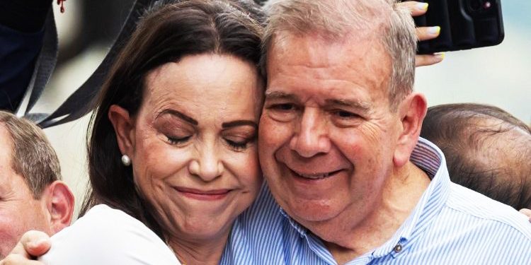 UE. Otorgan el premio Sájarov a la golpista y al sanguinario ex candidato opositor venezolano