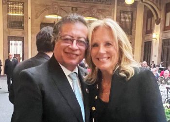 Con izquierdistas como Petro no hacen falta derechas; pueden comprobarlo en esta noticia