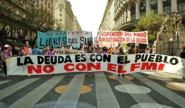 M. CARACOL. 12 de octubre: hacia la integración regional de América Latina