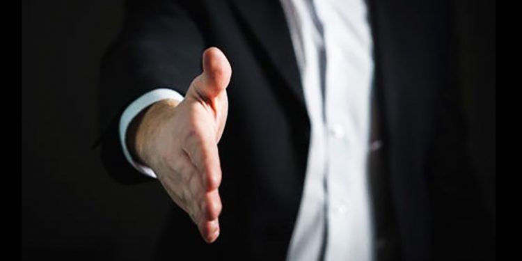 Putin ignora a Netanyahu. Y el genocida con la mano tendida como un gilipollas, madre…