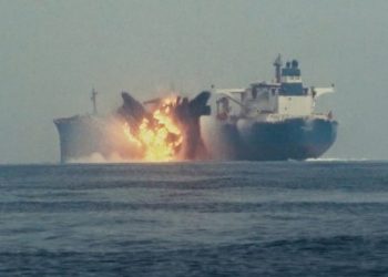 YEMEN. La guerrilla hutí atacó con éxito un petrolero inglés