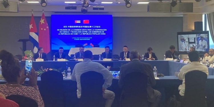 CUBA y CHINA estrechan lazos científicos y tecnológicos