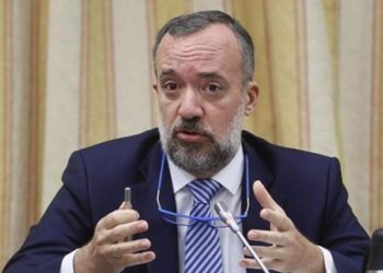 Observen la respuesta del ex número 2 de Interior con Rajoy a las preguntas sobre el espionaje a cargos de Podemos