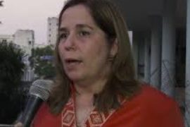 ROSA MIRIAM ELIZALDE. El salto a la oscuridad