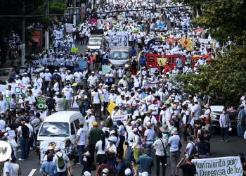 EL SALVADOR. Se le acabó la aureola a Bukele: manifestaciones de protesta en las calles