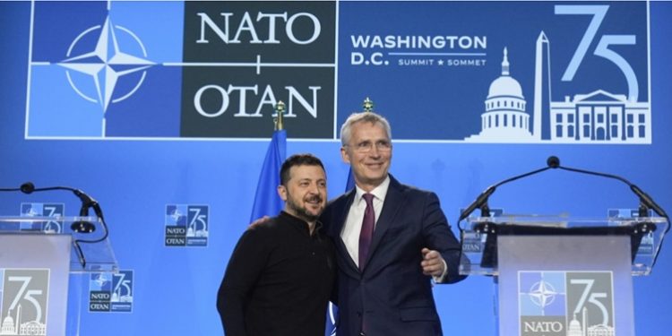 OTAN. En una mezcla de surrealismo y humor, Zelenski presentó su «Plan de la Victoria»