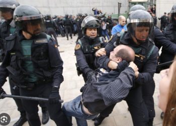 Hasta hoy, la Ley de Amnistía ha permitido absolver a 154 personas (95 de ellos son policías, guardias civiles y mossos)