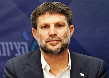 FRANCIA. Ante el temor de ser detenido, Smotrich cancela su viaje a París