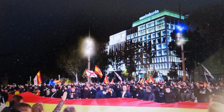 Manifestación fascista en Madrid protegida por la policía y la indiferencia cómplice del gobierno