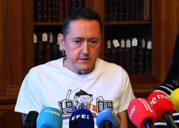 Fermin Muguruza sorprendido y desilusionado con la decisión del GV tras cantar “Sarri Sarri” en la prisión de Martutene