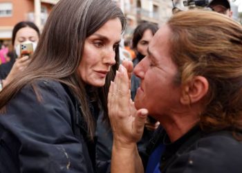 Una de las vecinas de Paiporta que se enfrentó a Letizia: «Yo no abracé a la reina, no soy monárquica»
