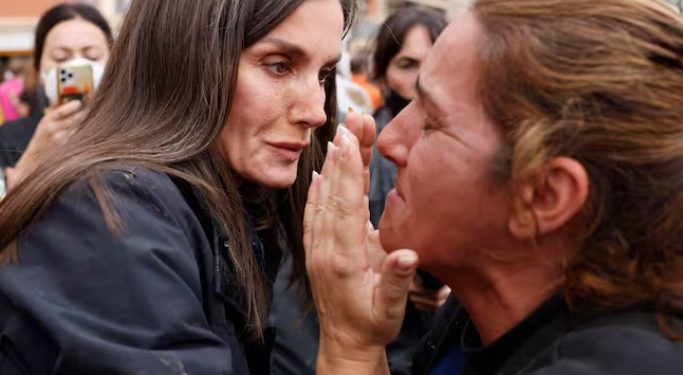 Una de las vecinas de Paiporta que se enfrentó a Letizia: «Yo no abracé a la reina, no soy monárquica»